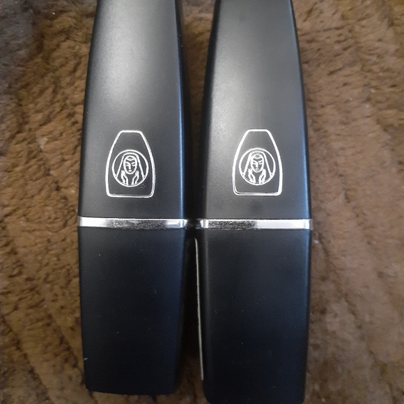 Set of 2 Olay Sterling Colormoist Lipsticks - Picture 3 of 5